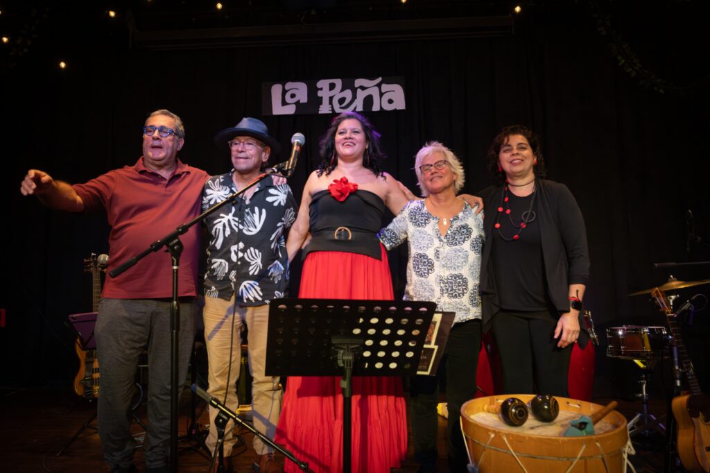 Sudamericanto In Berkeley: Madeleine Zayas Brings Puerto Rican Musical Roots To La Peña